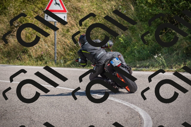 20250719104101-_5004674_am_