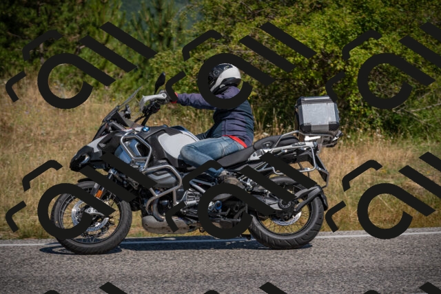 20250719104239-_5004678_am_