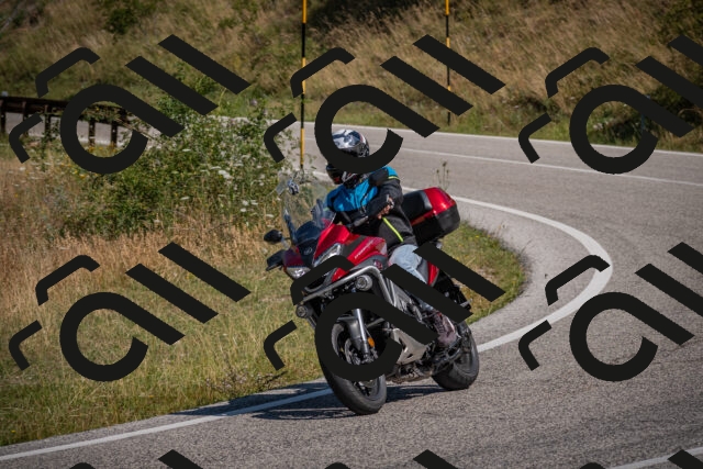 20250719104321-_5004685_am_