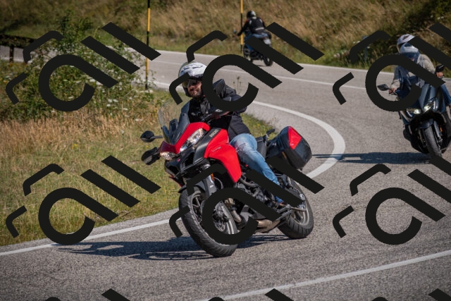 20250719104342-_5004697_am_