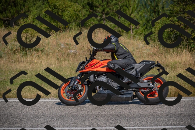 20250719104843-_5004742_am_