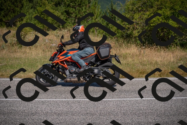 20250719105037-_5004797_am_