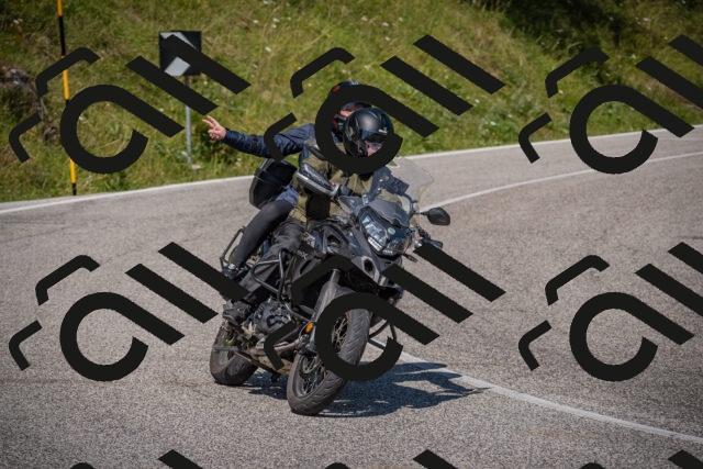 20250719105045-_5004806_am_