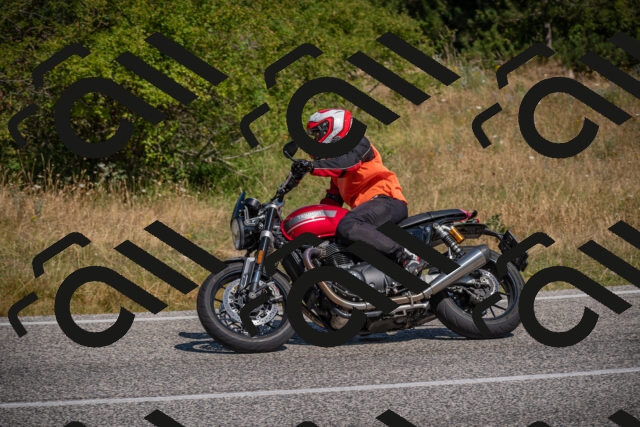 20250719105058-_5004816_am_