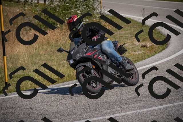 20250719105141-_5004839_am_