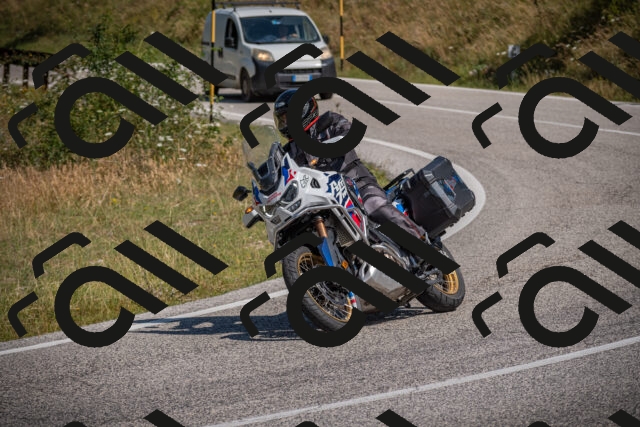 20250719105259-_5004853_am_