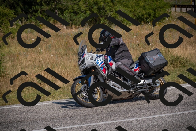 20250719105259-_5004854_am_