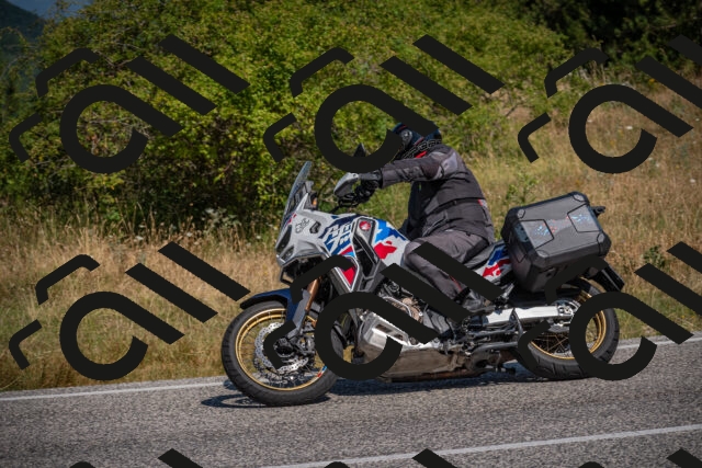 20250719105259-_5004855_am_