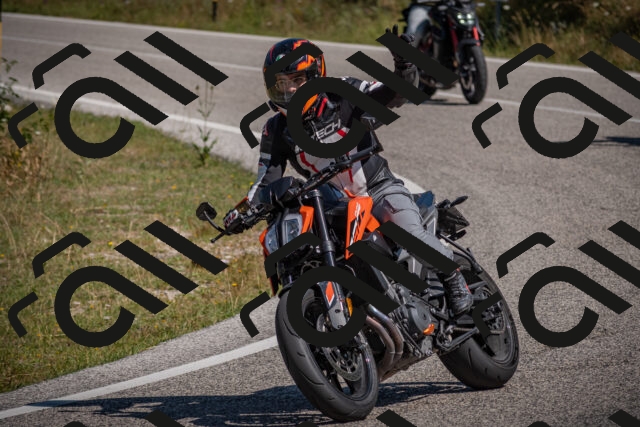 20250719105310-_5004858_am_