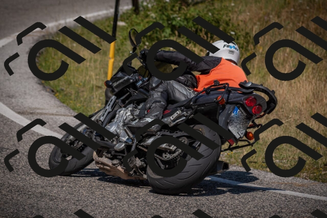 20250719105441-_5004883_am_