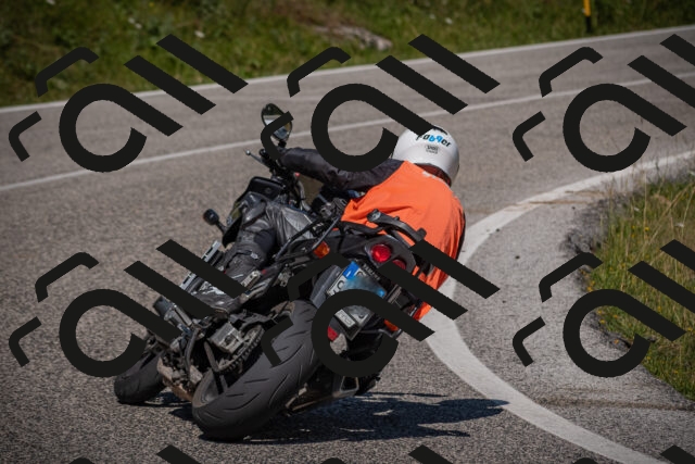 20250719105442-_5004884_am_