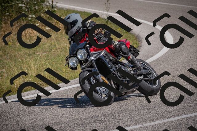 20250719105449-_5004887_am_