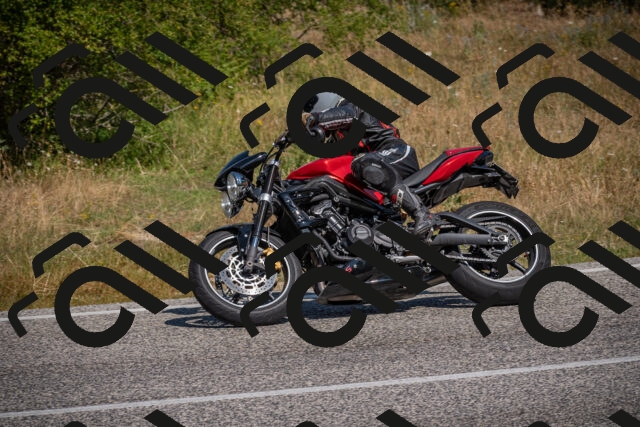 20250719105449-_5004889_am_