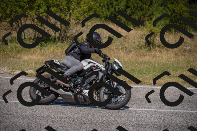 20250719105645-_5004928_am_