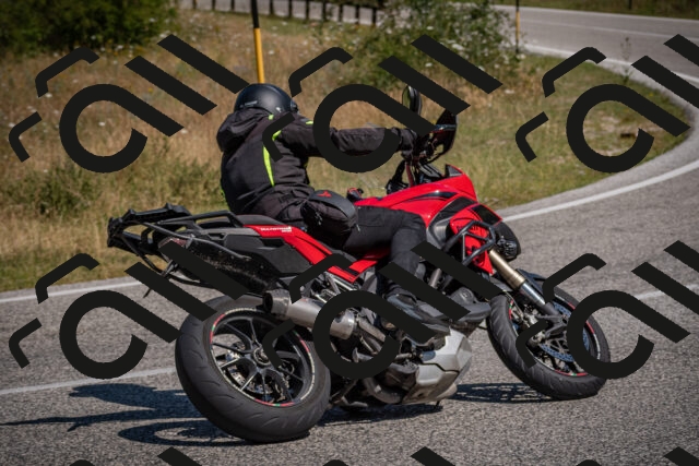 20250719105818-_5004957_am_