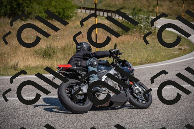 20250719105829-_5004964_am_