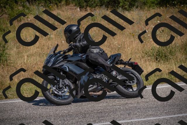 20250719105936-_5004983_am_