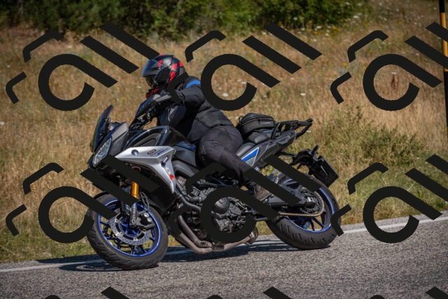 20250719105947-_5004987_am_