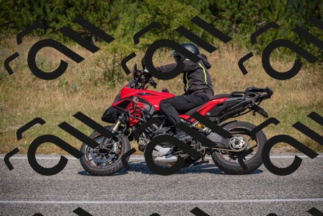 20250719110002-_5004999_am_