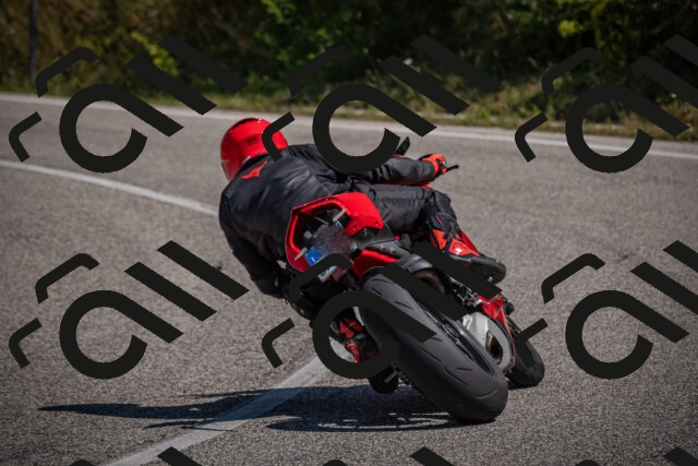 20250719110052-_5005014_am_