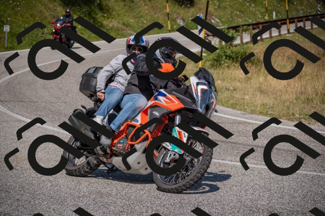 20250719110135-_5005041_am_