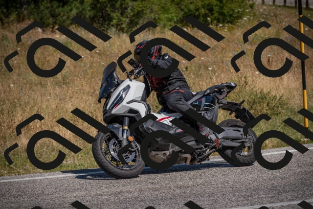 20250719110358-_5005066_am_