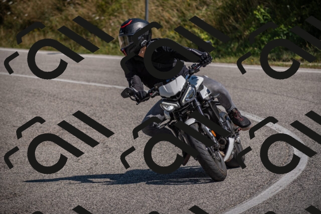 20250719110416-_5005076_am_