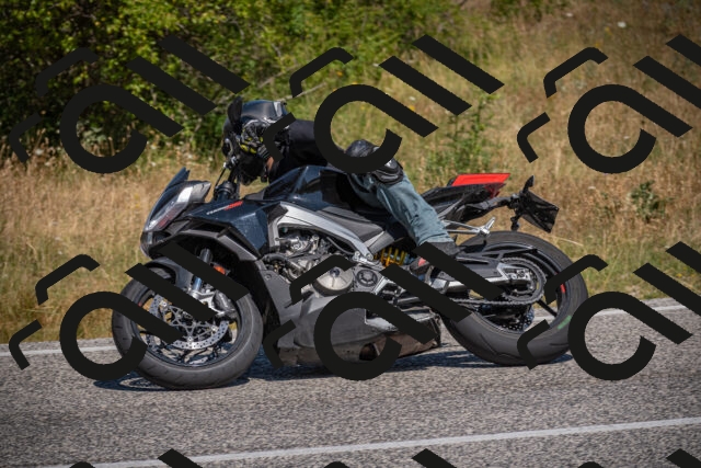 20250719111231-_5005148_am_