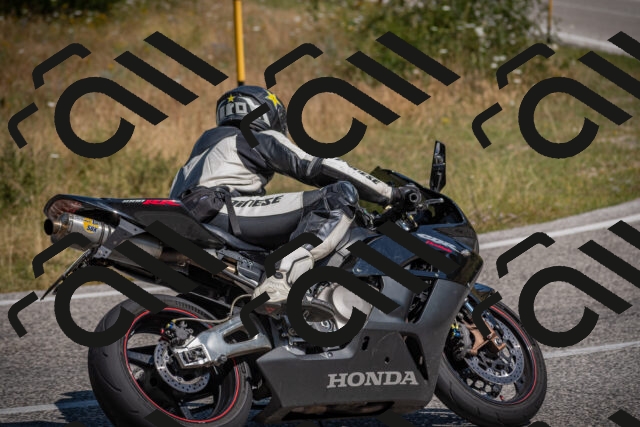 20250719111434-_5005170_am_