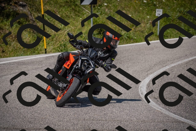 20250719111510-_5005184_am_