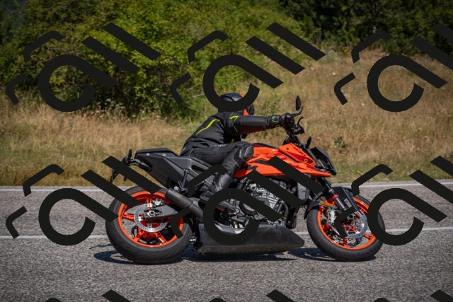 20250719111511-_5005187_am_