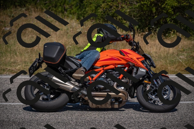 20250719112459-_5005239_am_