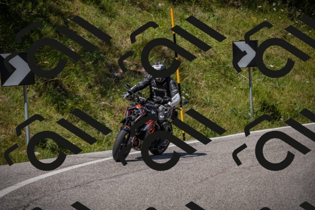 20250719113120-_5005308_am_