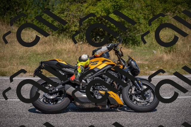 20250719113239-_5005330_am_