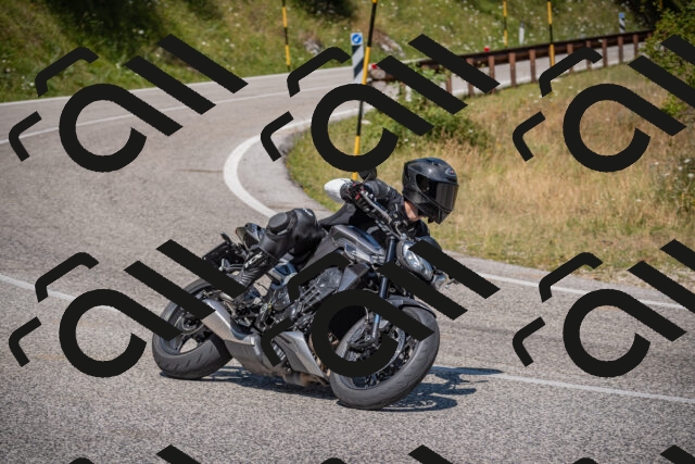 20250719113703-_5005387_am_