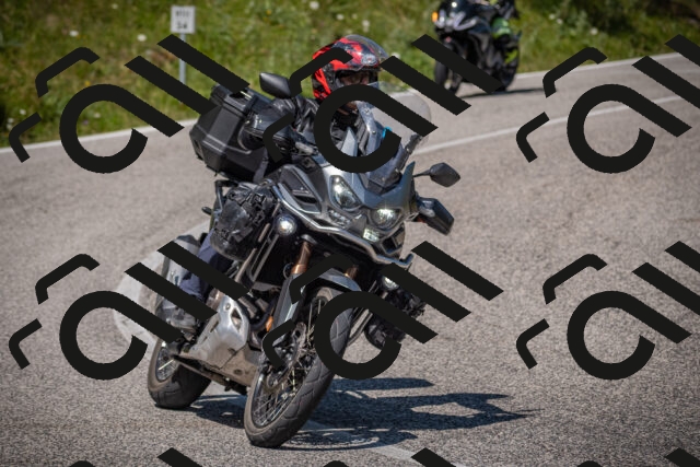 20250719113718-_5005398_am_