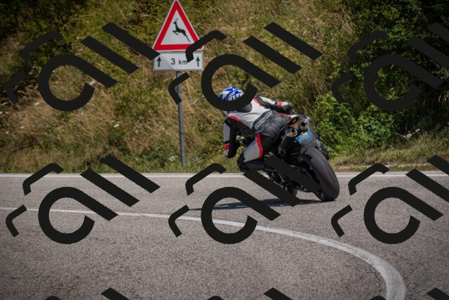 20250719114621-_5005574_am_