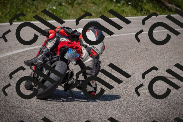 20250719114818-_5005657_am_