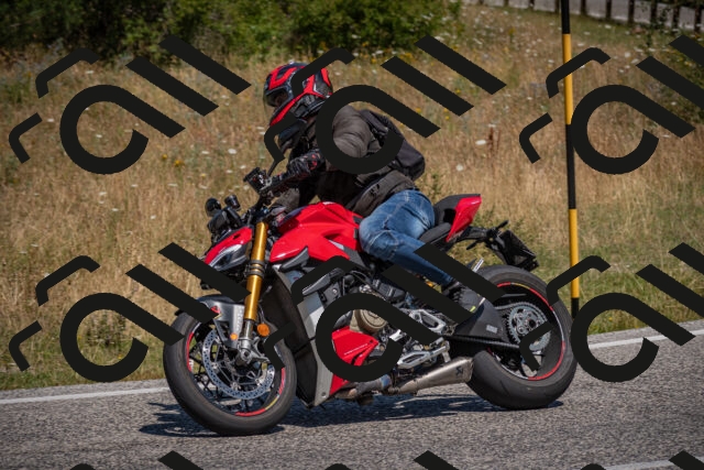 20250719114823-_5005658_am_