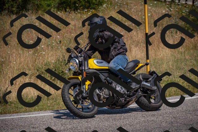 20250719114843-_5005668_am_