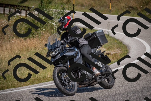 20250719114845-_5005671_am_