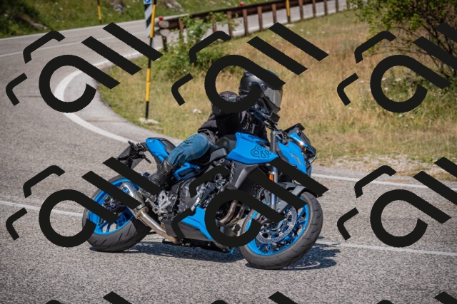 20250719114903-_5005678_am_