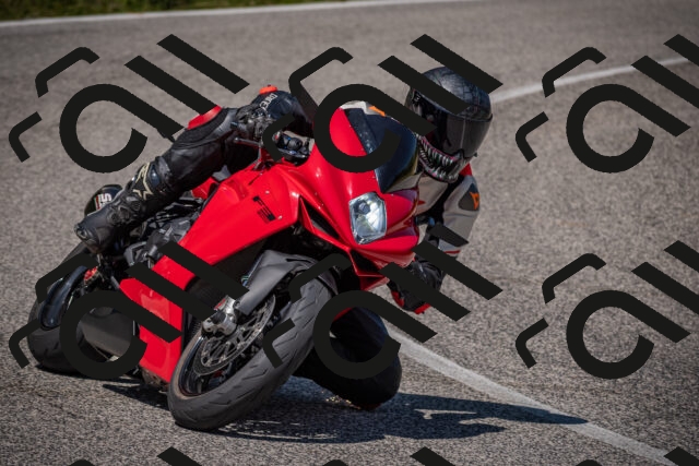 20250719114934-_5005693_am_