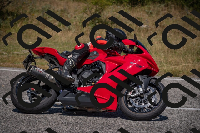 20250719114935-_5005695_am_