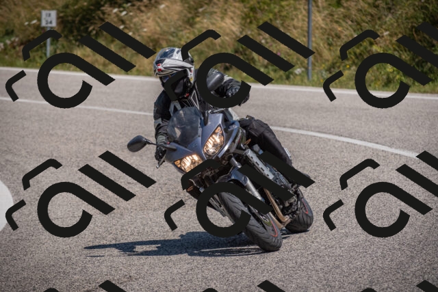 20250719114959-_5005704_am_