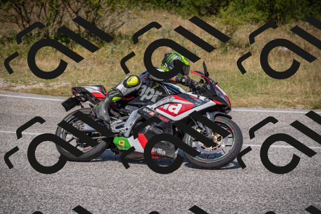 20250719115009-_5005710_am_