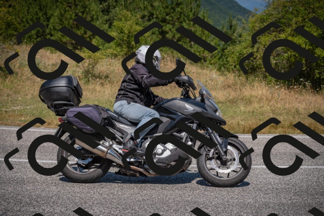 20250719115035-_5005726_am_