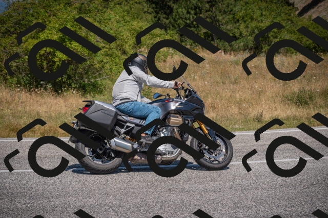 20250719115039-_5005732_am_