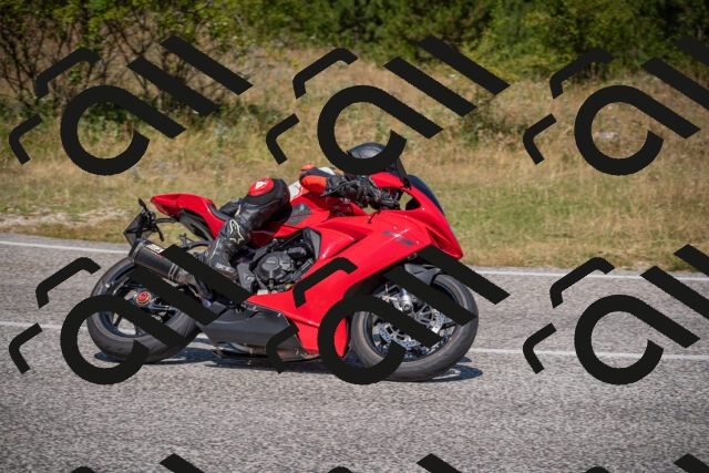 20250719115107-_5005737_am_