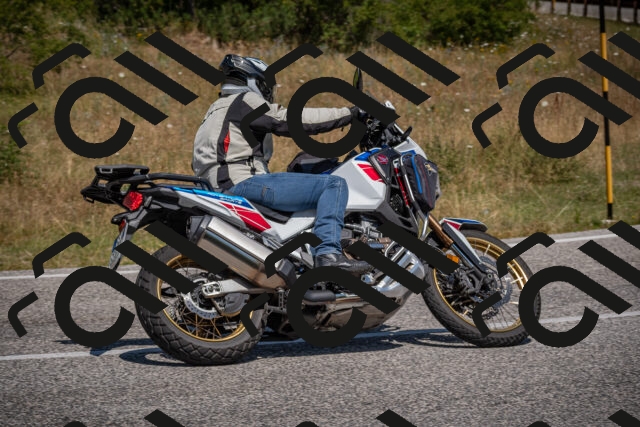 20250719115110-_5005744_am_